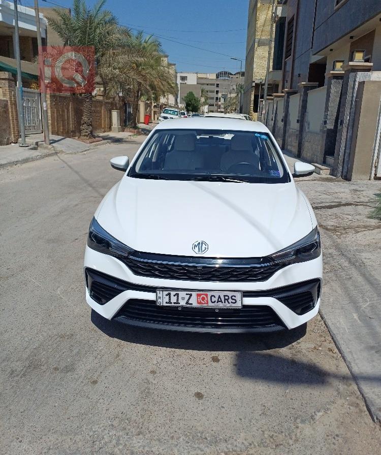 MG 5 Plus